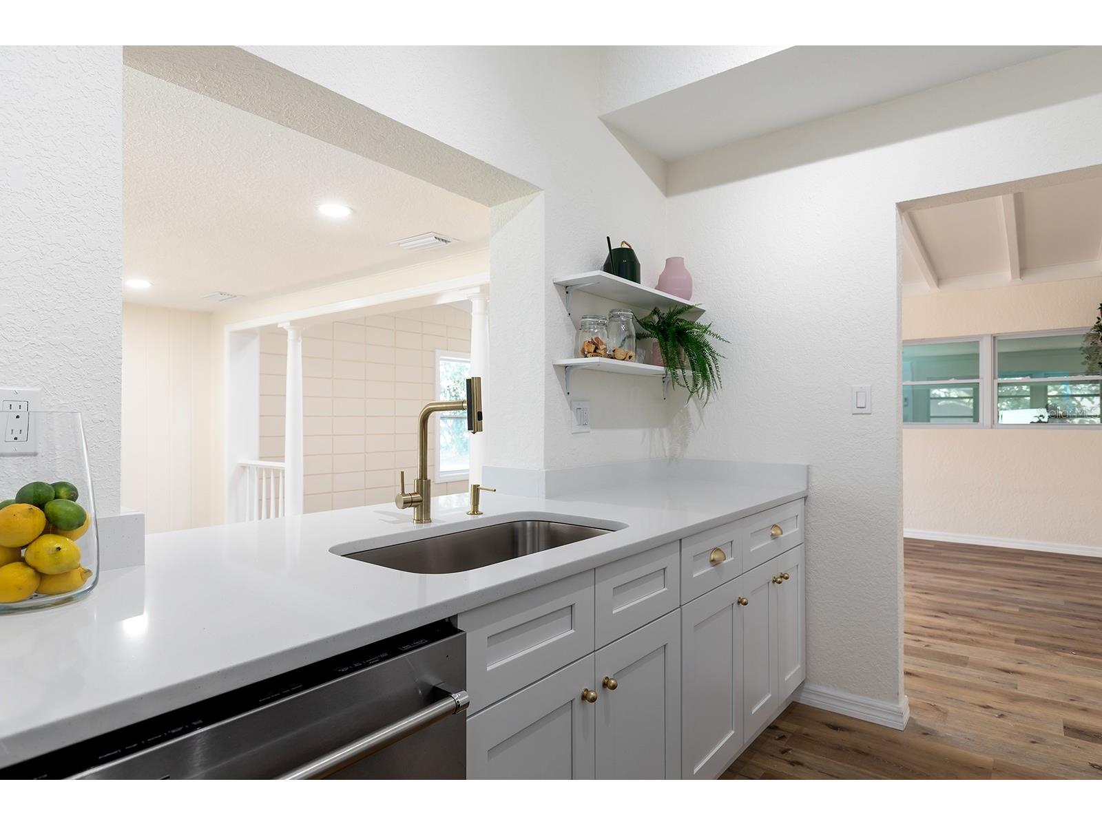 2637 Florence Street Orlando FL 32818 O6361875 image10