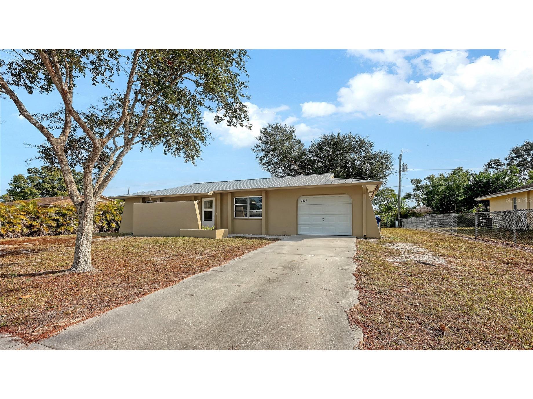 2637 Java Plum Avenue Sarasota FL 34232 A4674779 image1