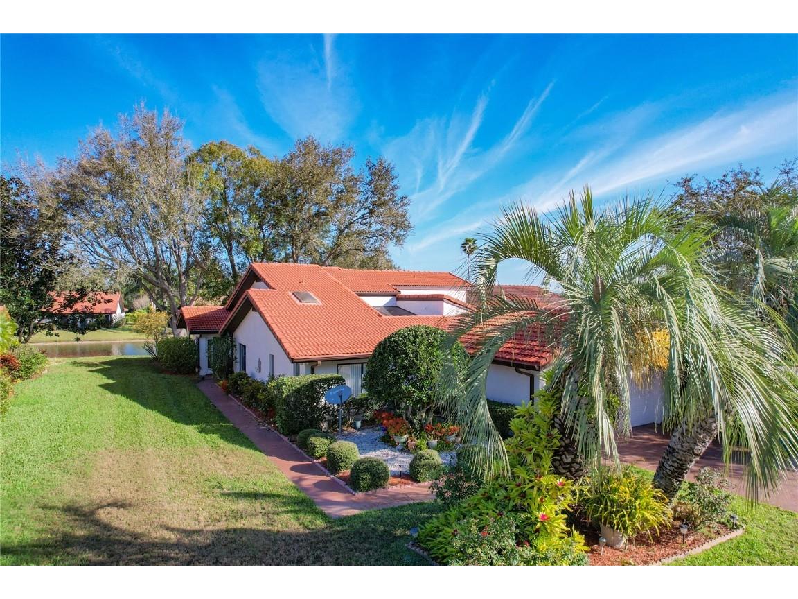 2637 Sunburst Court Lake Wales FL 33898 P4924408 image1