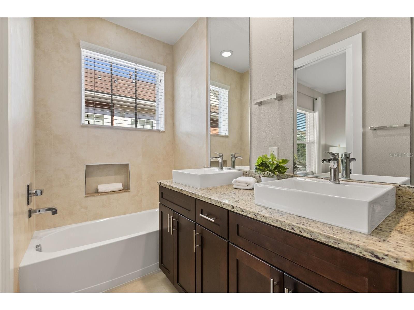 2637 Sunrise Shores Drive Kissimmee FL 34747 O6374492 image27