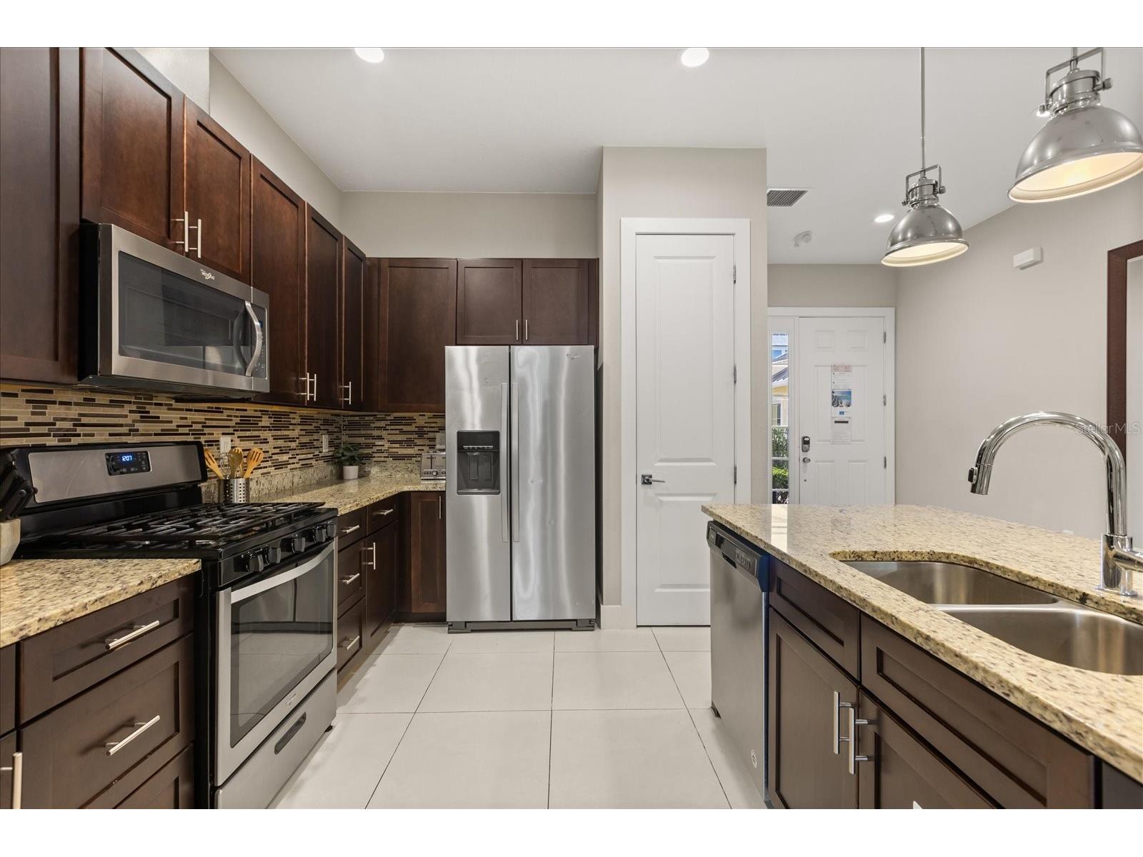 2637 Sunrise Shores Drive Kissimmee FL 34747 O6374492 image8