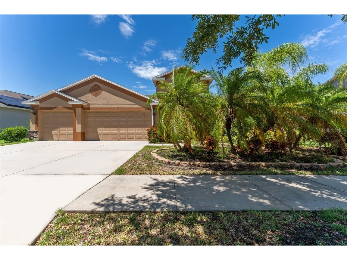2637 Yukon Cliff Drive Ruskin FL 33570 TB8386017 image2