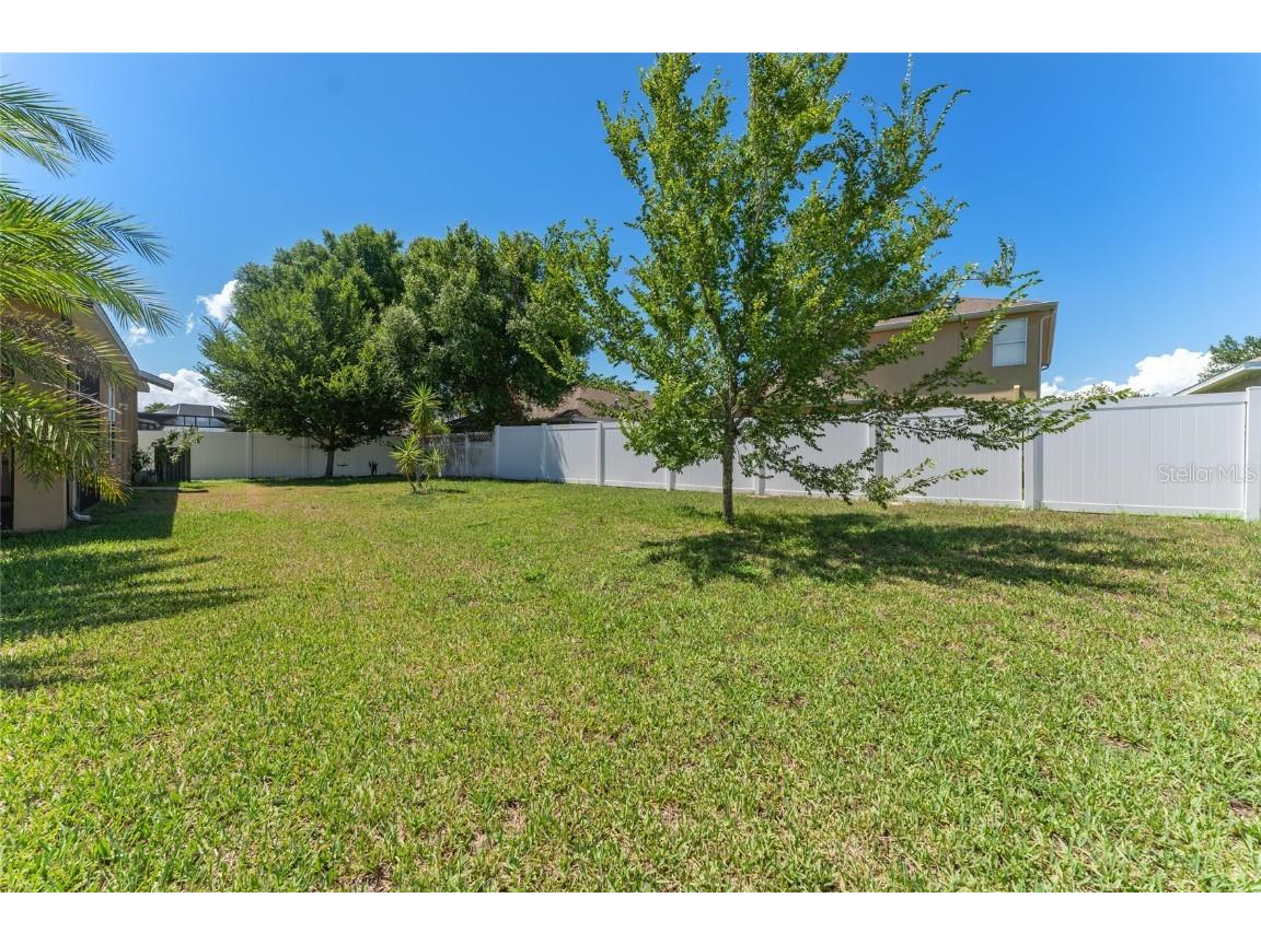 2637 Yukon Cliff Drive Ruskin FL 33570 TB8386017 image43