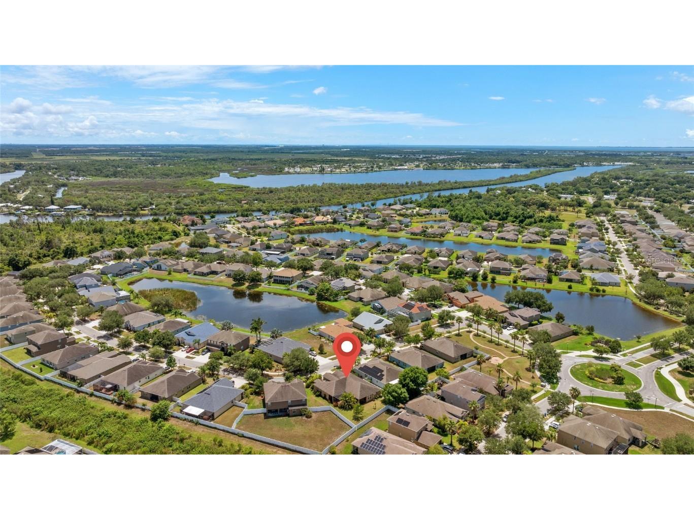 2637 Yukon Cliff Drive Ruskin FL 33570 TB8386017 image52