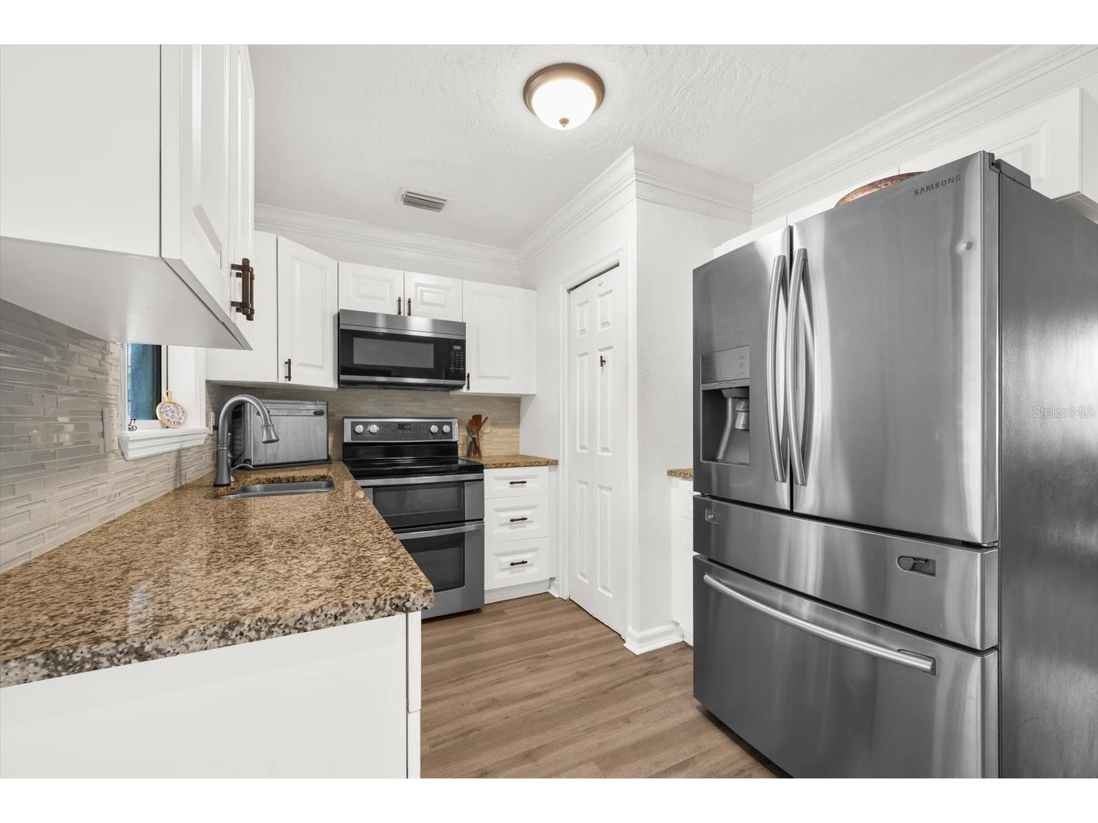 2638 Webber Place Sarasota FL 34232 A4695541 image18