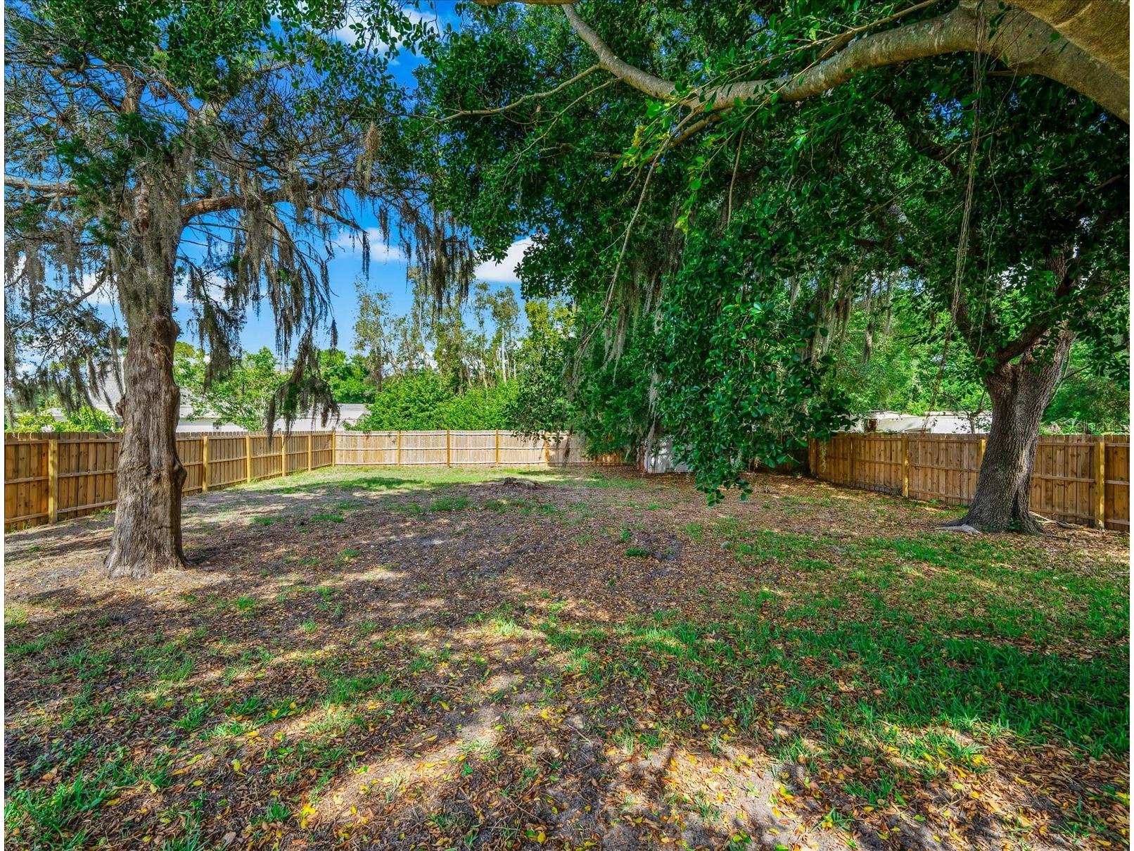 2638 Webber Place Sarasota FL 34232 A4695541 image34
