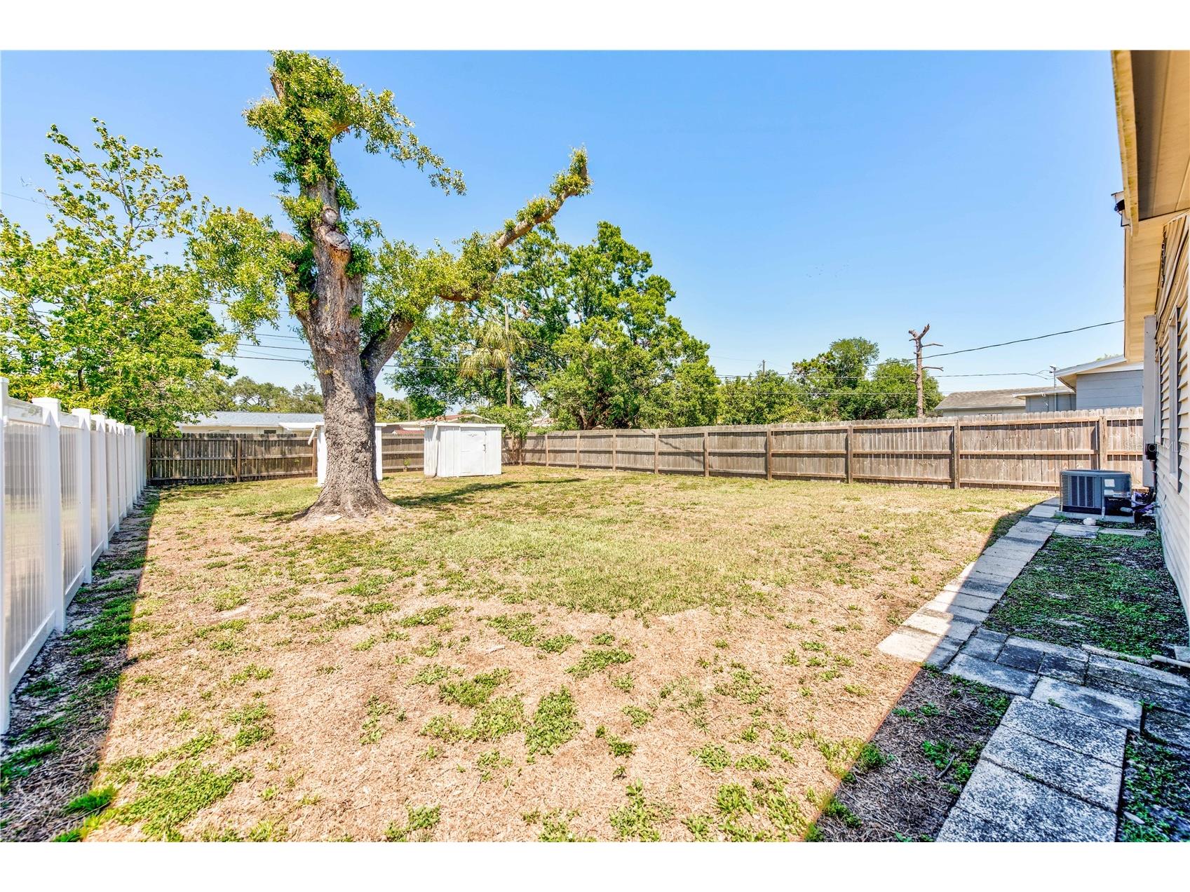 2639 28th Avenue N Saint Petersburg FL 33713 TB8484286 image18