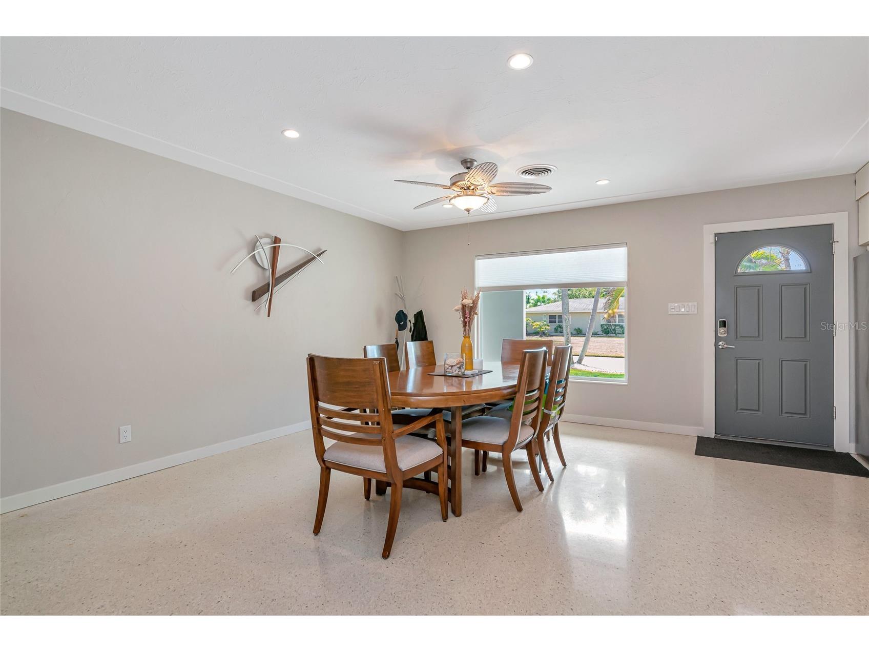 2639 Bougainvillea Street Sarasota FL 34239 A4681333 image18