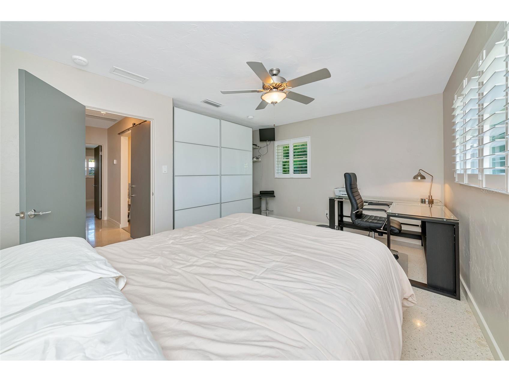 2639 Bougainvillea Street Sarasota FL 34239 A4681333 image25