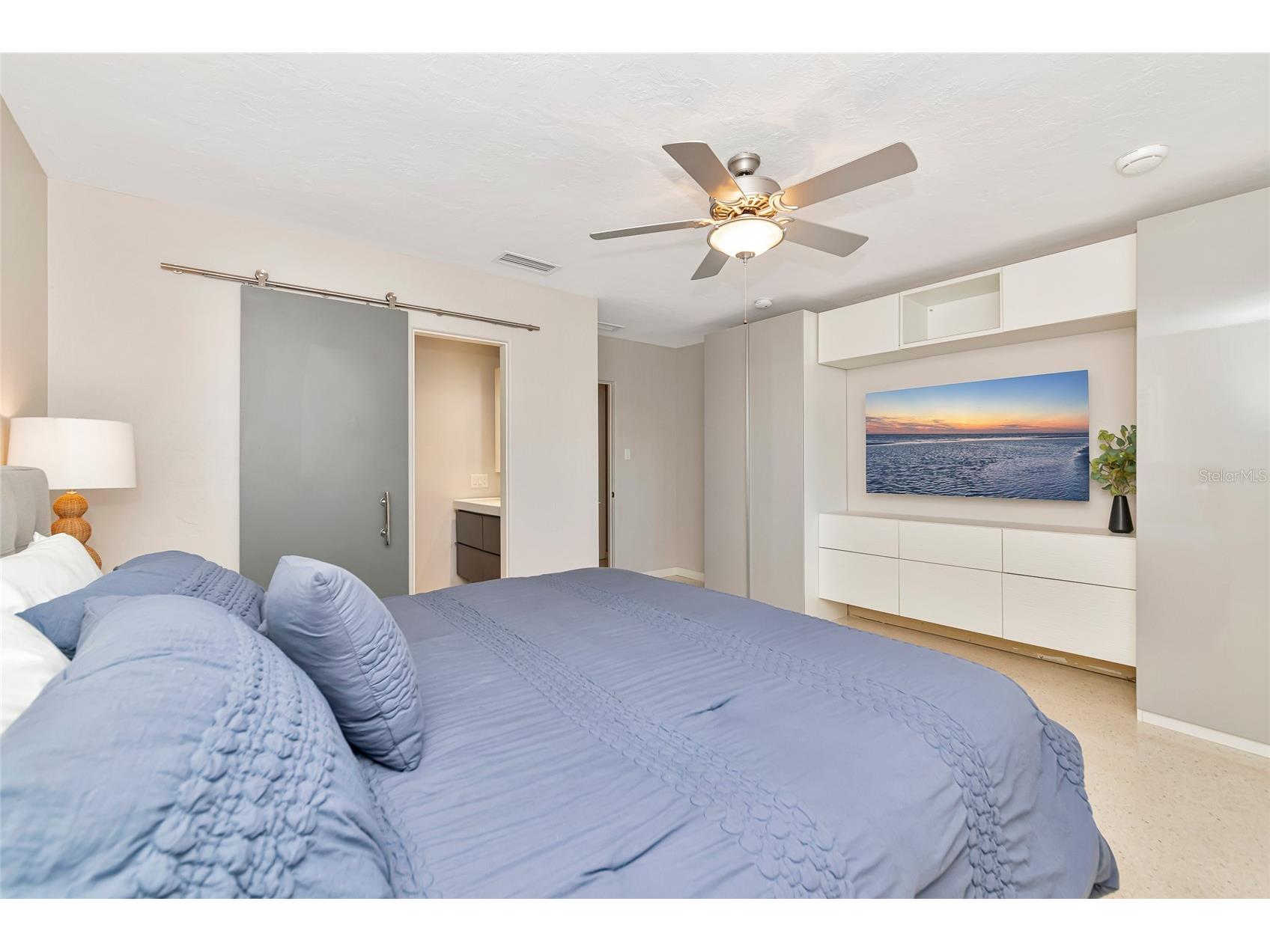 2639 Bougainvillea Street Sarasota FL 34239 A4681333 image31