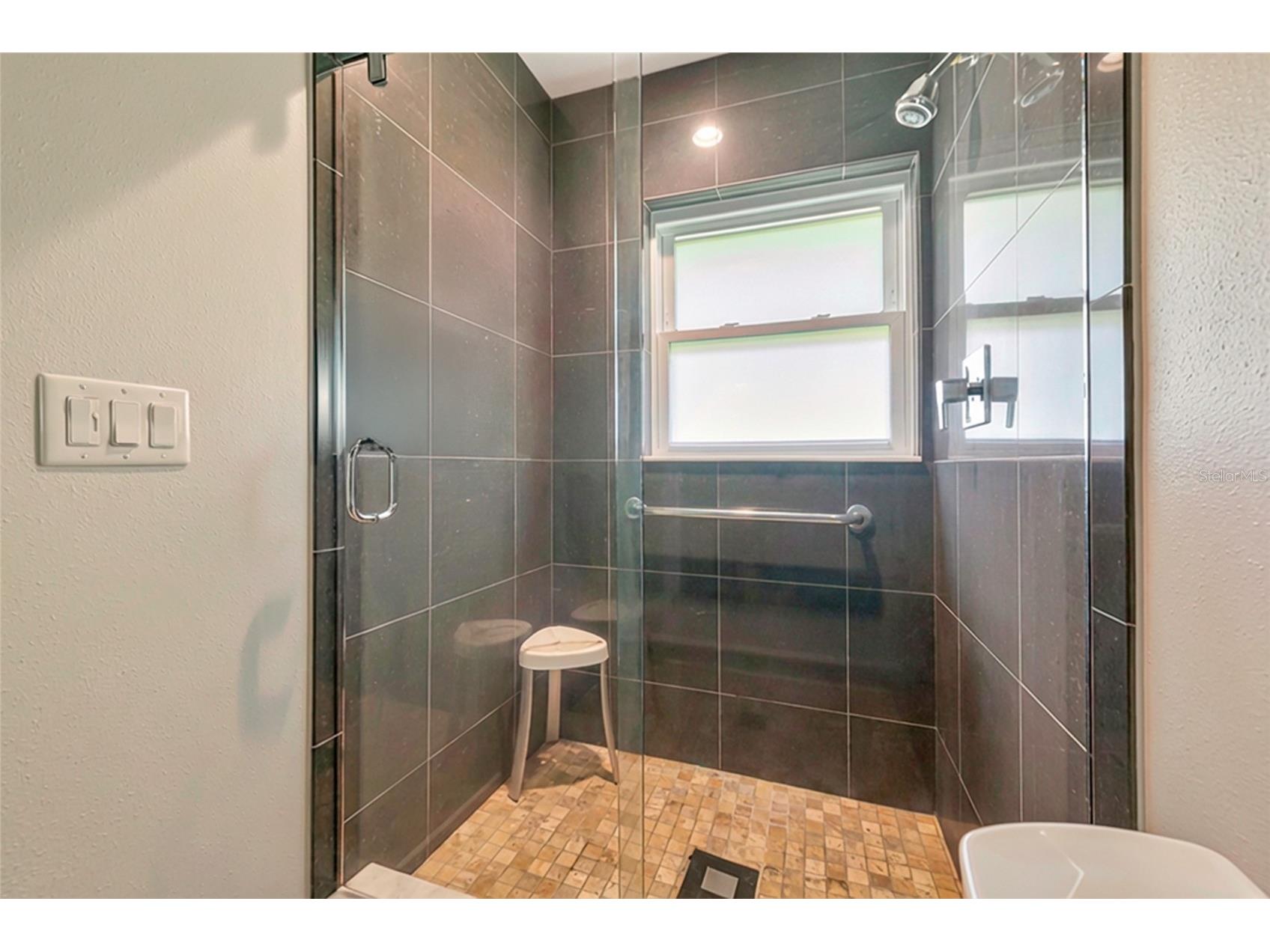2639 Bougainvillea Street Sarasota FL 34239 A4681333 image35