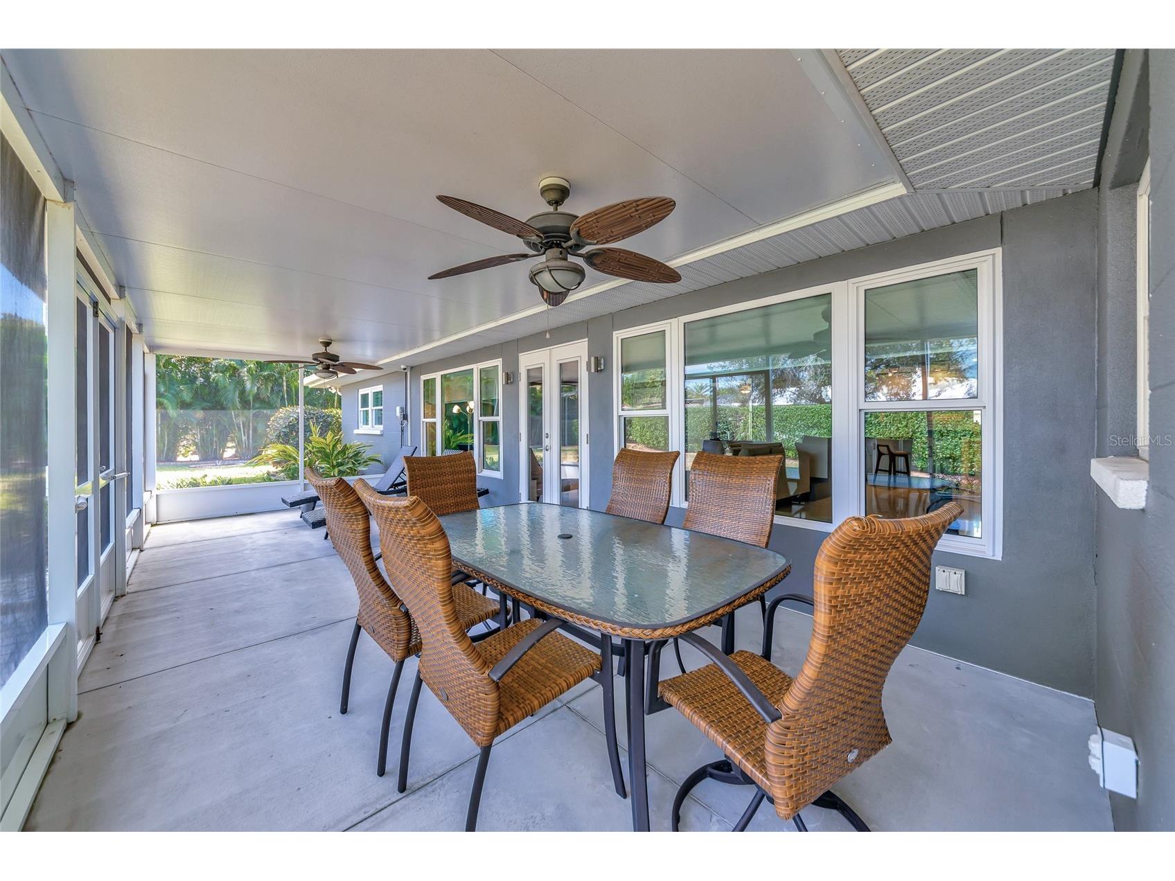 2639 Bougainvillea Street Sarasota FL 34239 A4681333 image37