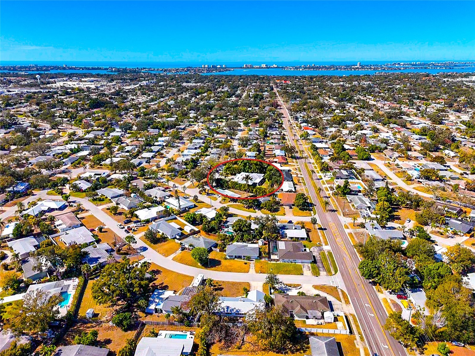 2639 Bougainvillea Street Sarasota FL 34239 A4681333 image4