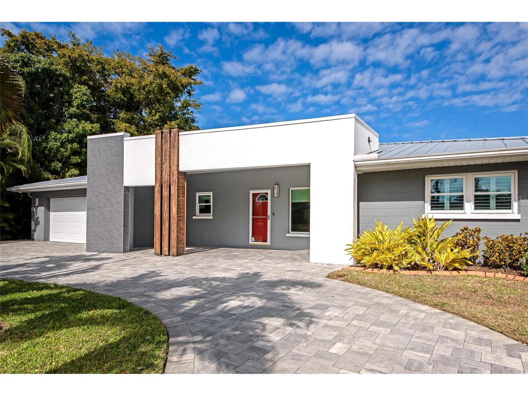 2639 Bougainvillea Street Sarasota FL 34239 A4681333 image43