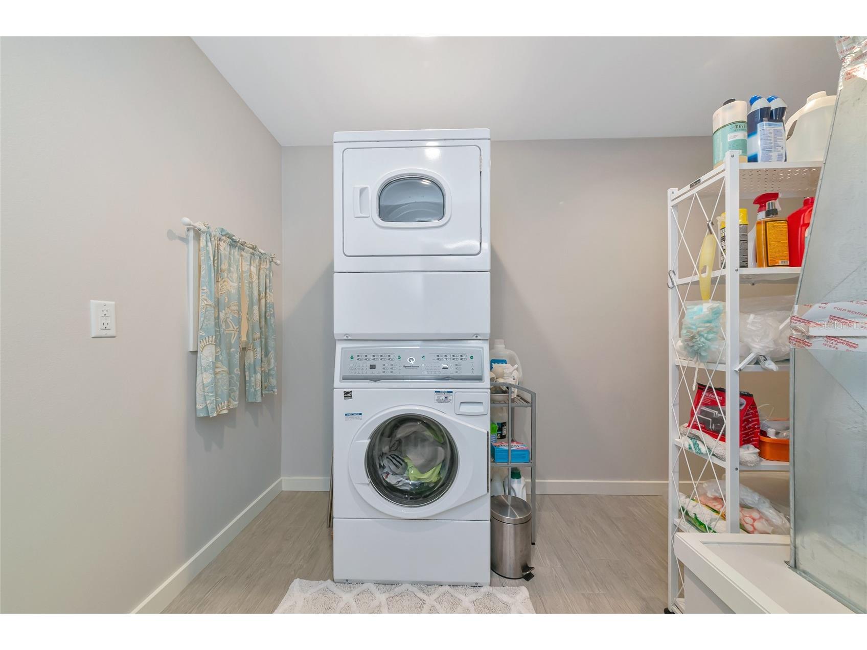 2639 Bougainvillea Street Sarasota FL 34239 A4681333 image48