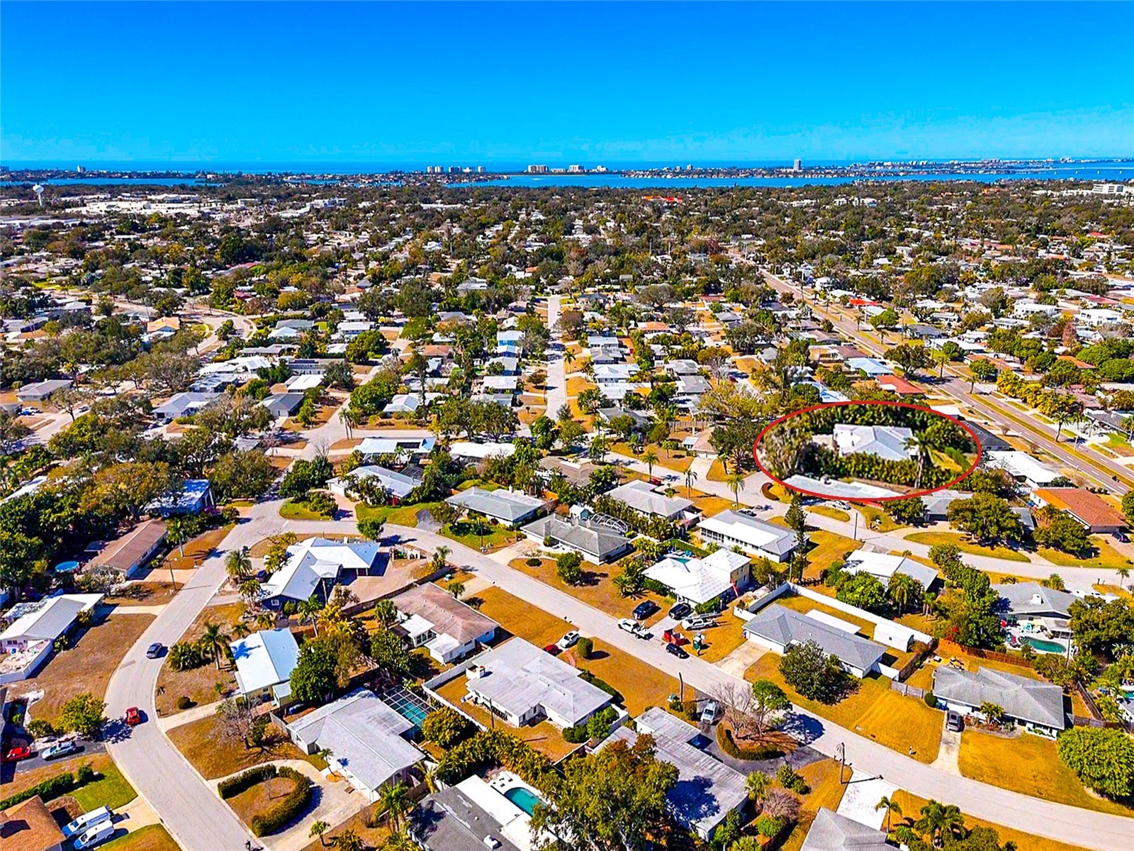 2639 Bougainvillea Street Sarasota FL 34239 A4681333 image50