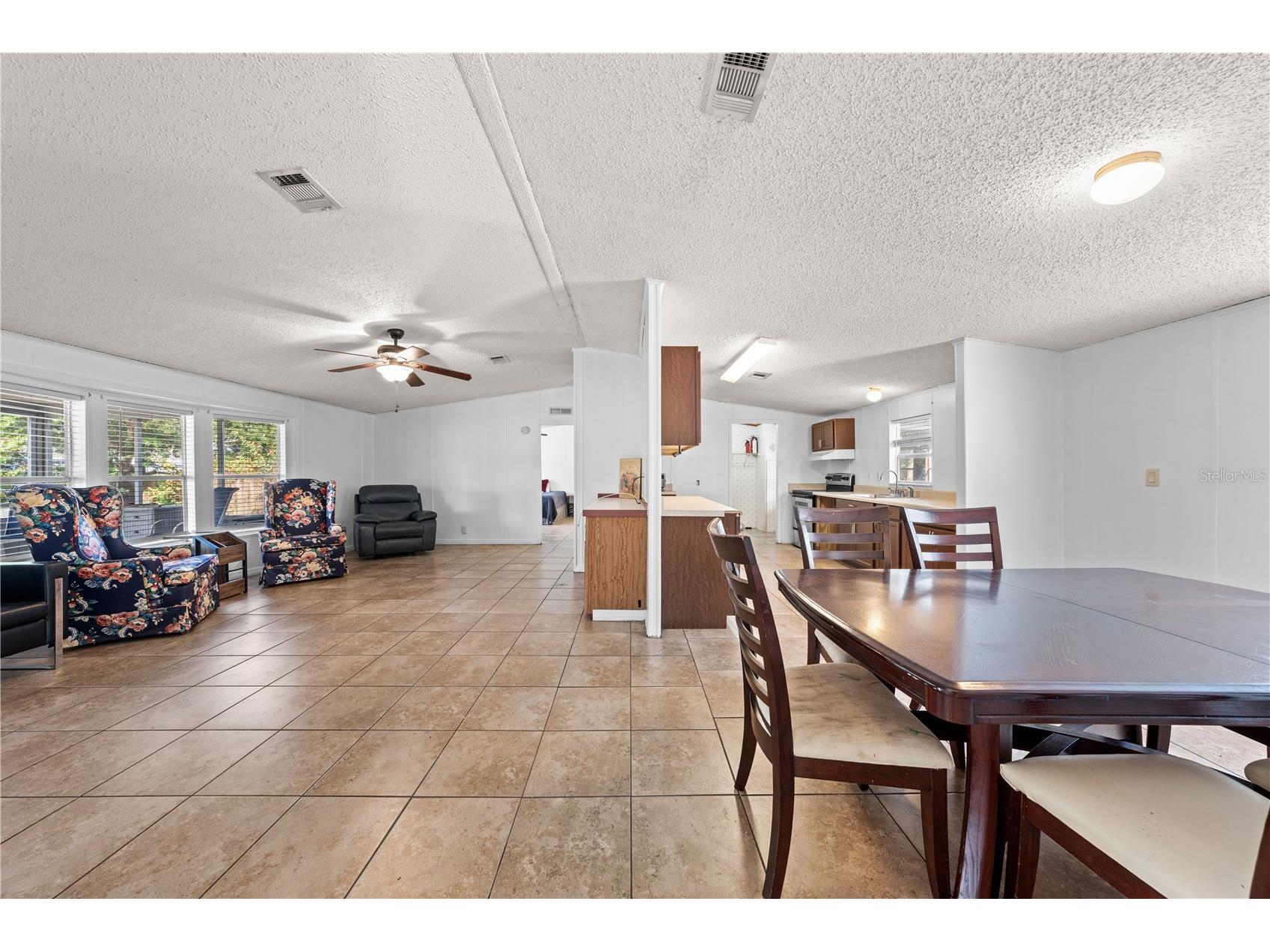 2639 Liberty Boulevard Kissimmee FL 34741 O6373100 image10