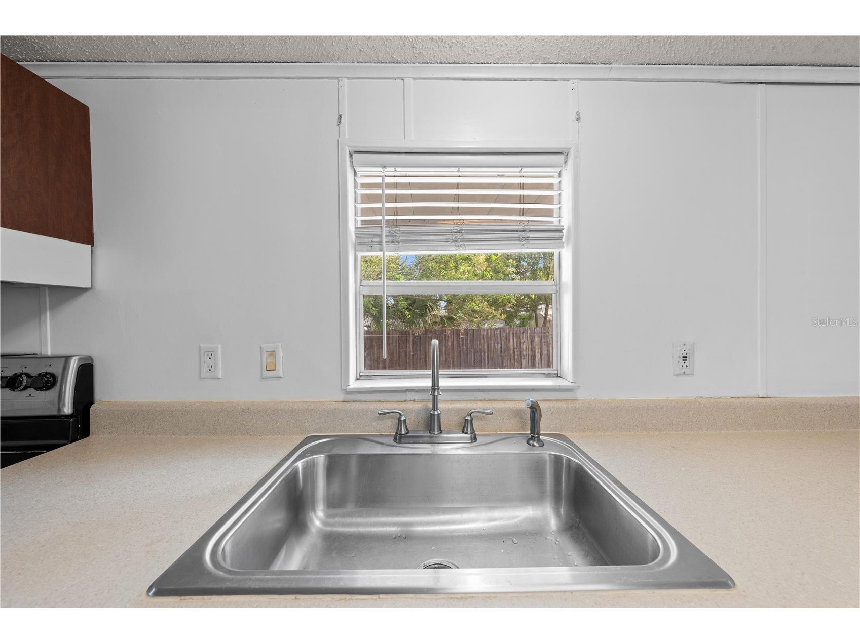 2639 Liberty Boulevard Kissimmee FL 34741 O6373100 image15