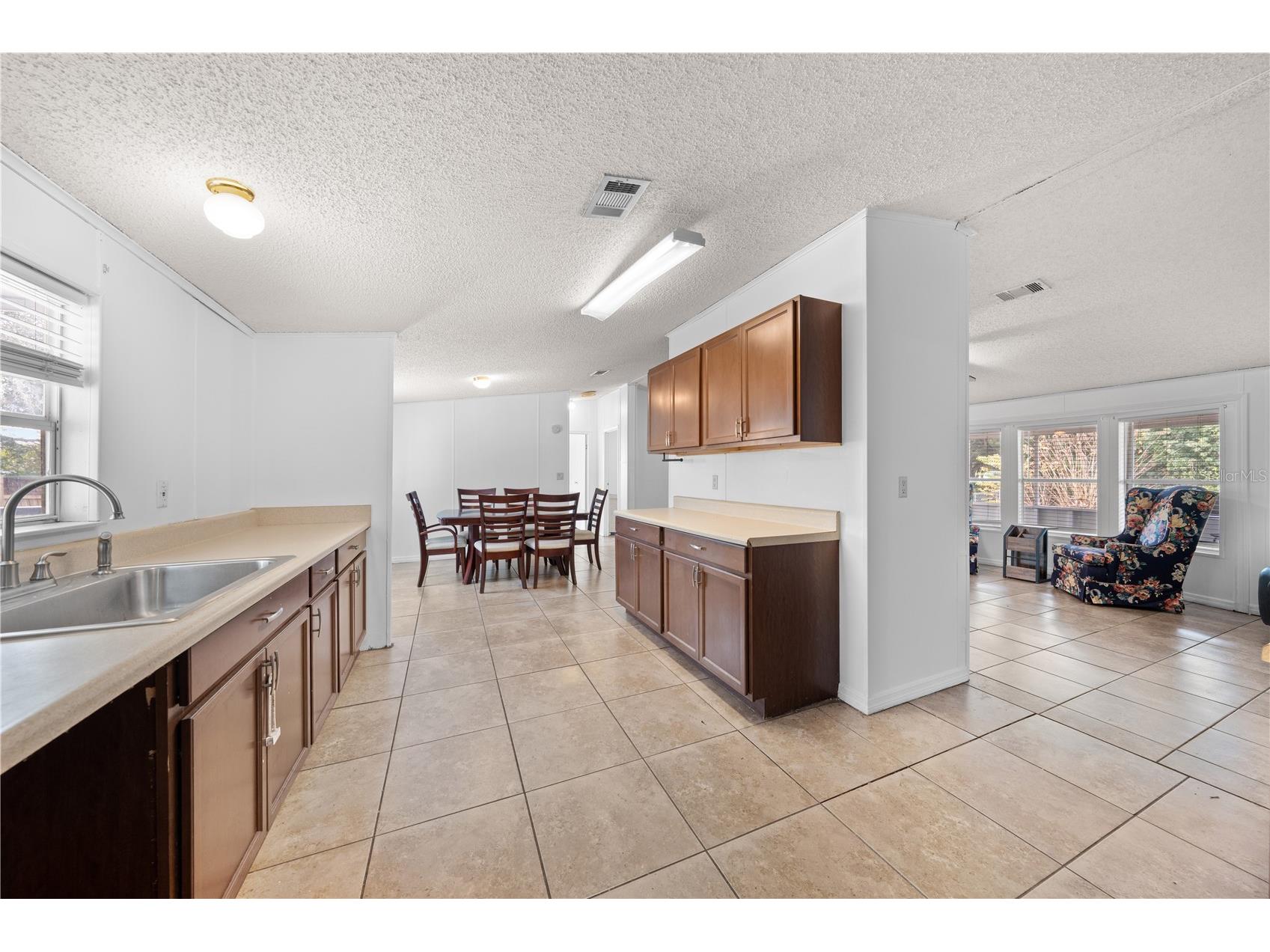 2639 Liberty Boulevard Kissimmee FL 34741 O6373100 image16