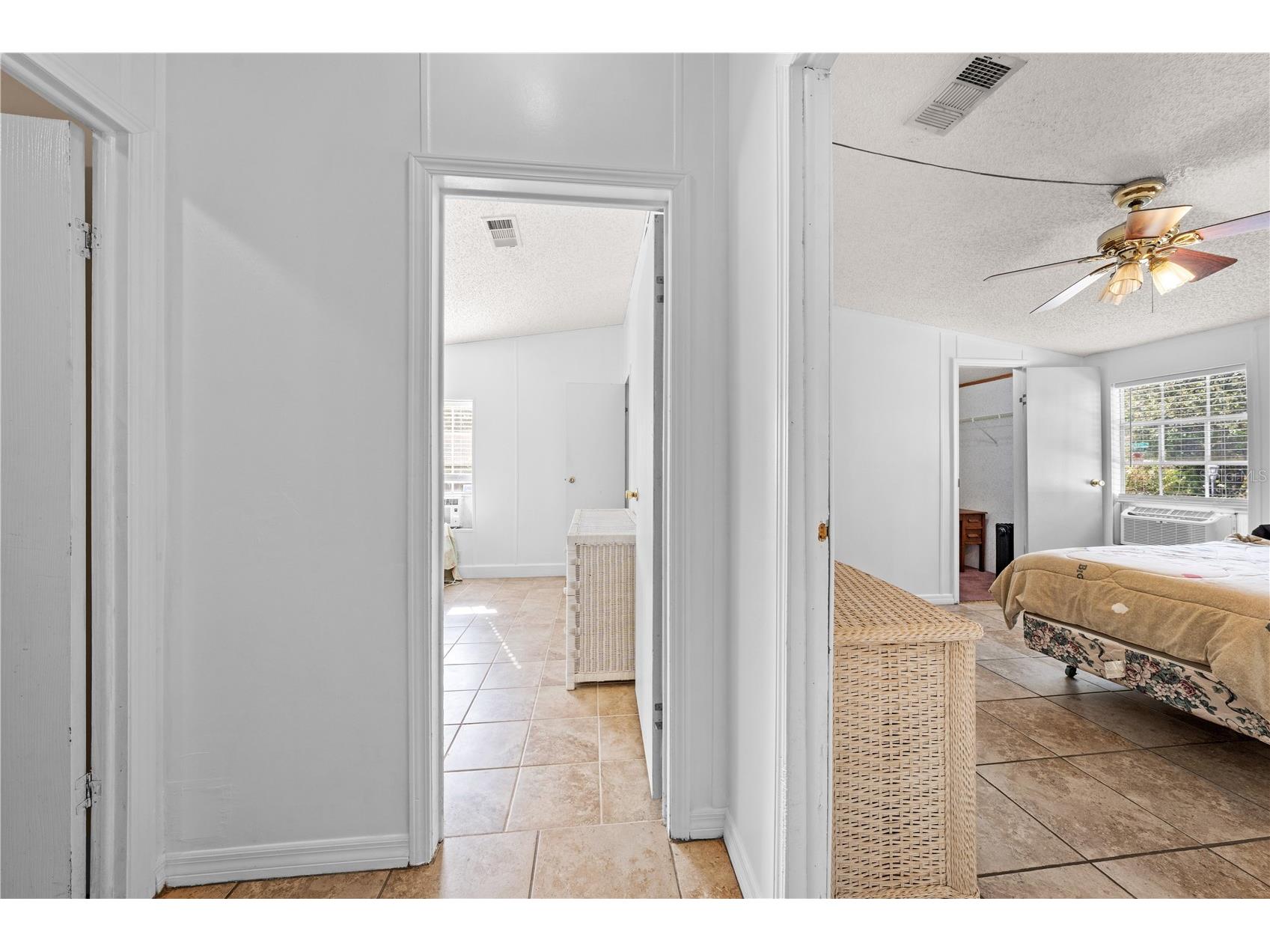 2639 Liberty Boulevard Kissimmee FL 34741 O6373100 image25