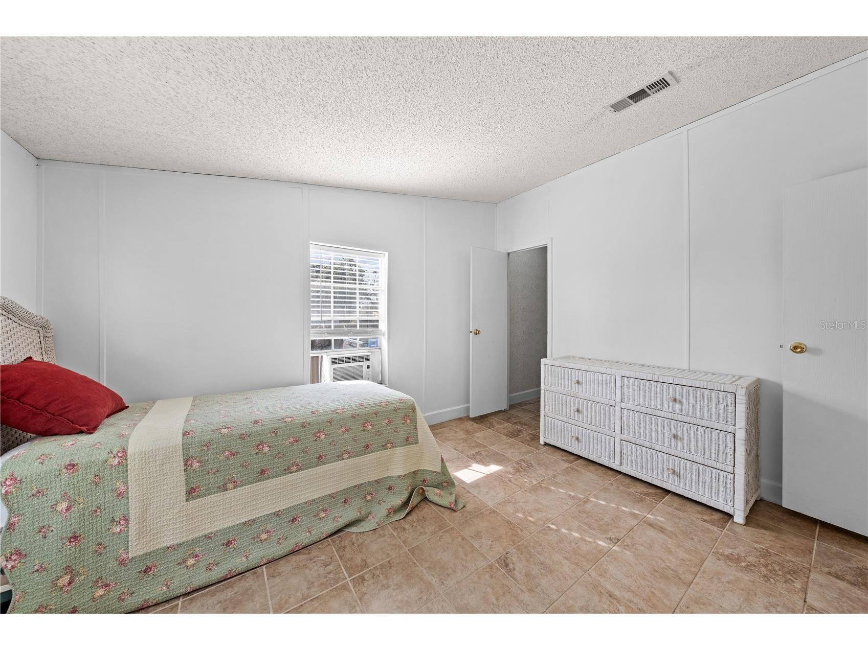 2639 Liberty Boulevard Kissimmee FL 34741 O6373100 image31