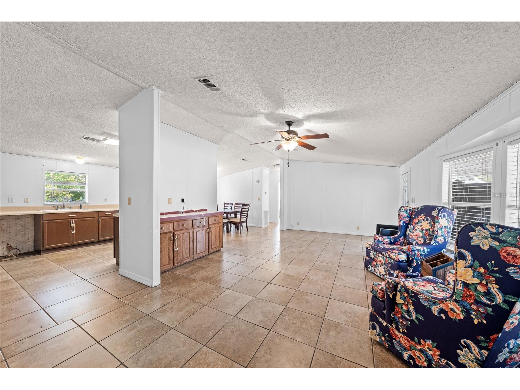 2639 Liberty Boulevard Kissimmee FL 34741 O6373100 image9