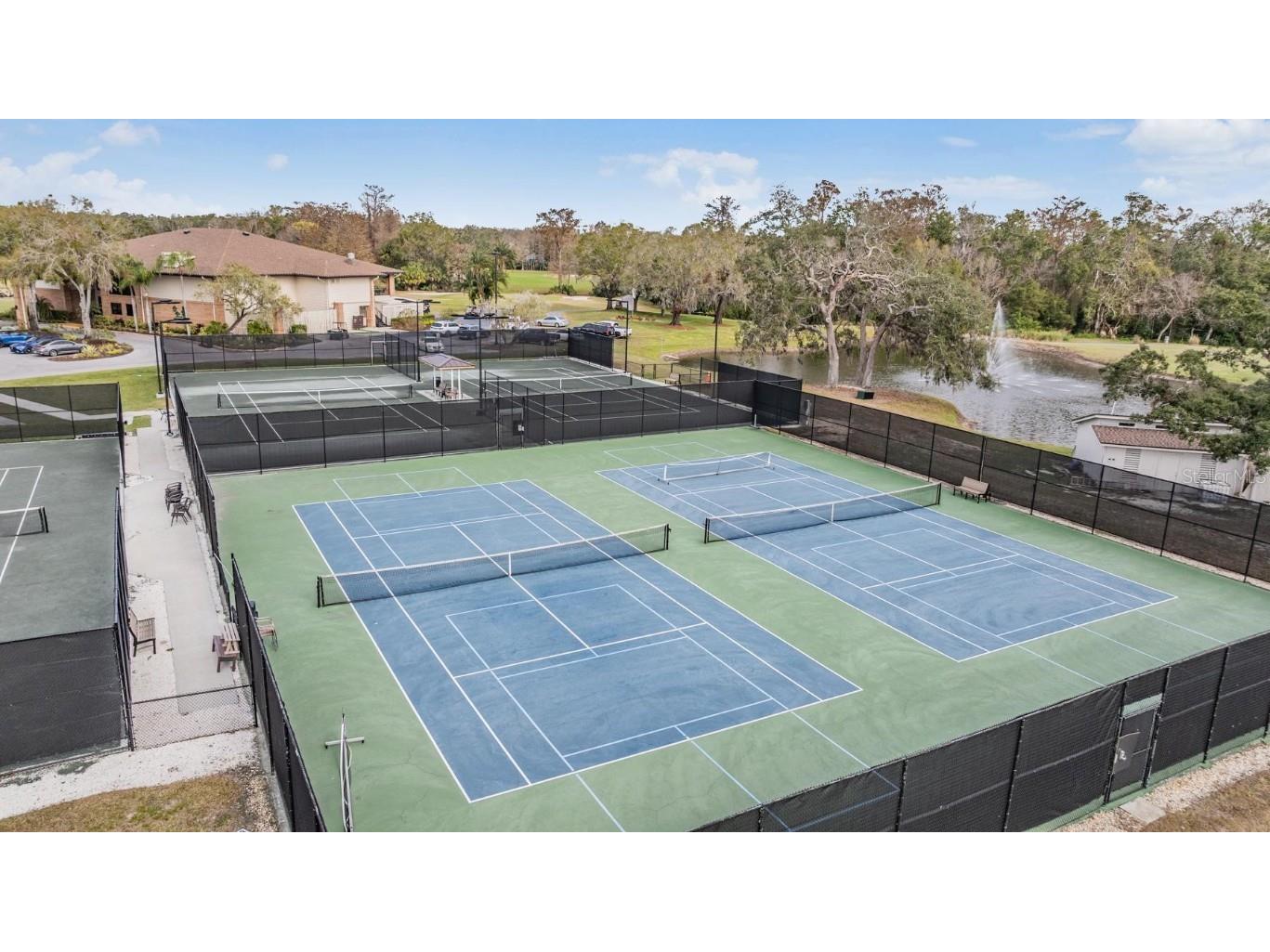 2639 Royal Liverpool Drive Tarpon Springs FL 34688 TB8428691 image70