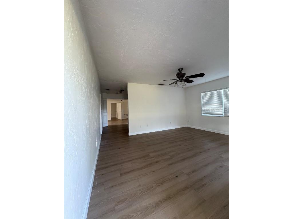 264 44th Avenue NE Saint Petersburg FL 33703 TB8430282 image17