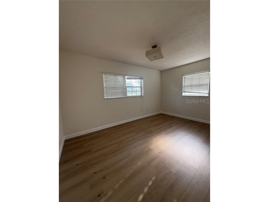 264 44th Avenue NE Saint Petersburg FL 33703 TB8430282 image7