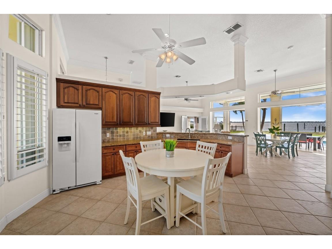 264 Bayshore Drive Cape Coral FL 33904 - CALOOSAHATCHEE RIVER C7519024 image14