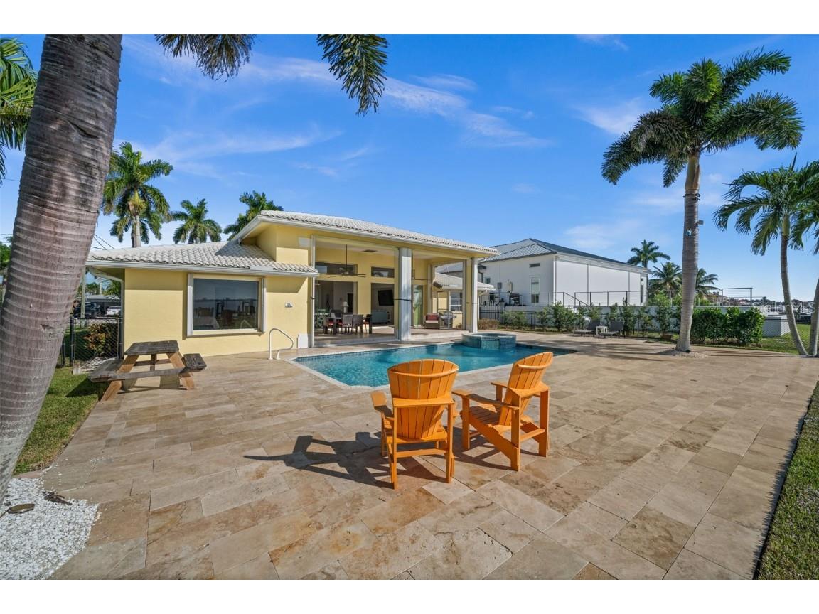 264 Bayshore Drive Cape Coral FL 33904 - CALOOSAHATCHEE RIVER C7519024 image32