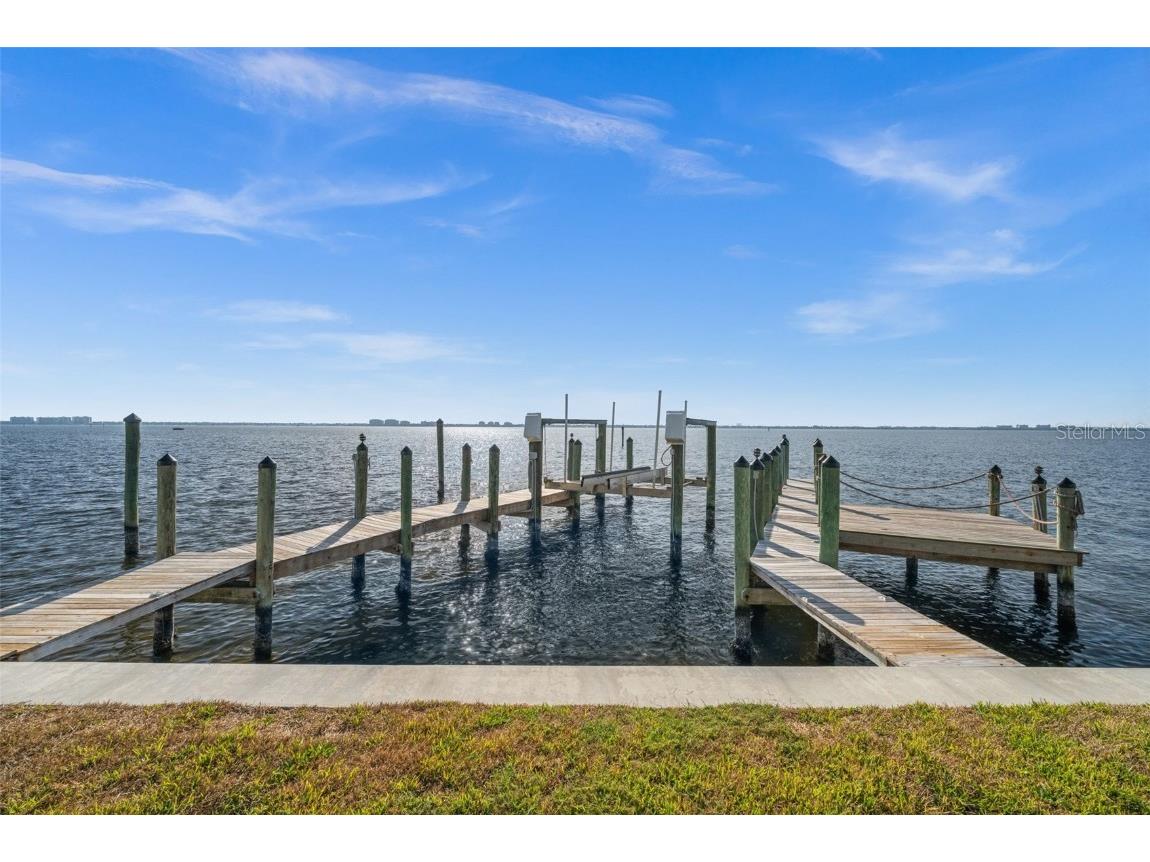 264 Bayshore Drive Cape Coral FL 33904 - CALOOSAHATCHEE RIVER C7519024 image35