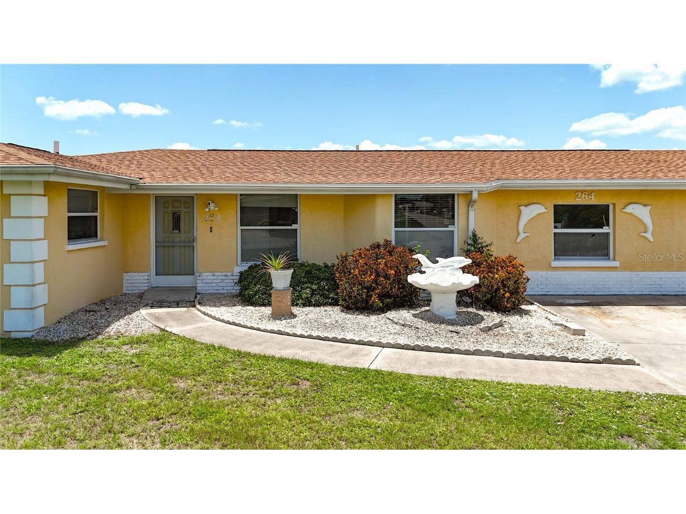 264 E Tarpon Boulevard NW Port Charlotte FL 33952 A4653379 image1