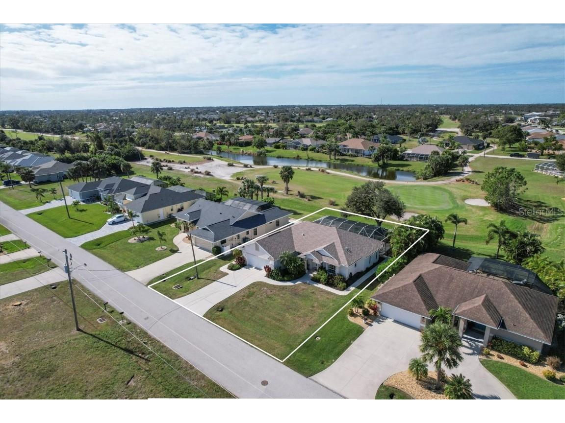 264 Fairway Road Rotonda West FL 33947 D6133897 image1