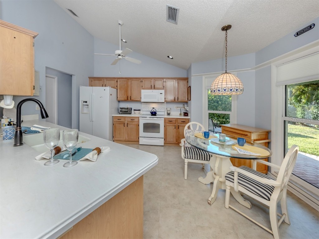 264 Laurel Hollow Drive #31 Nokomis FL 34275 N6141576 image12