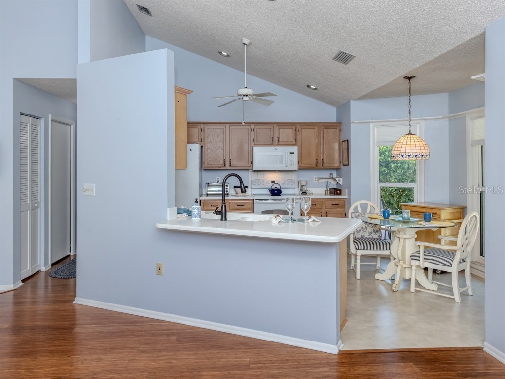 264 Laurel Hollow Drive #31 Nokomis FL 34275 N6141576 image8