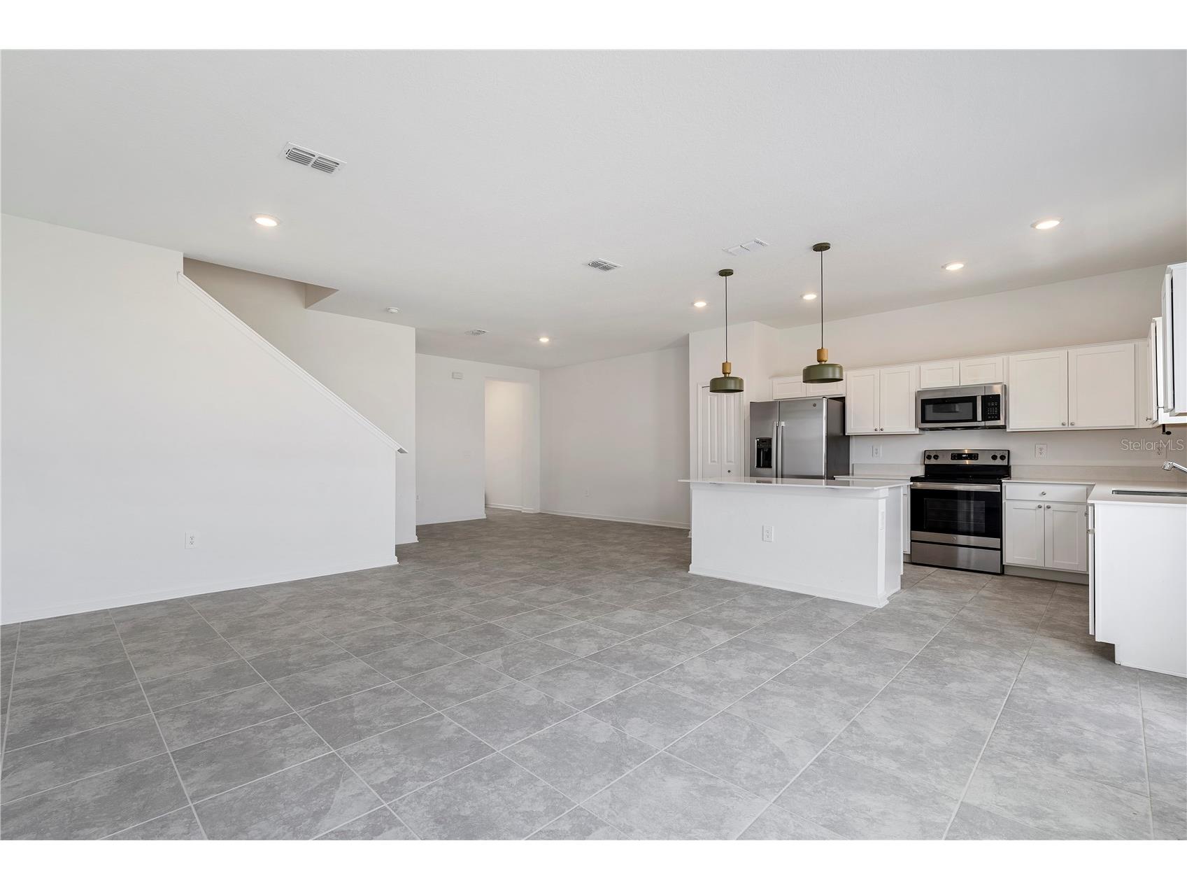 264 Nine Iron Drive Davenport FL 33896 O6417875 image8