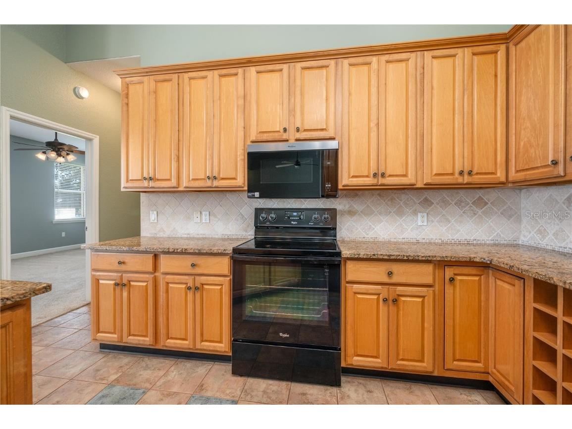 264 Ruby Lake Lane Winter Haven FL 33884 - LAKE BESS & LAKE RUBY P4936678 image7