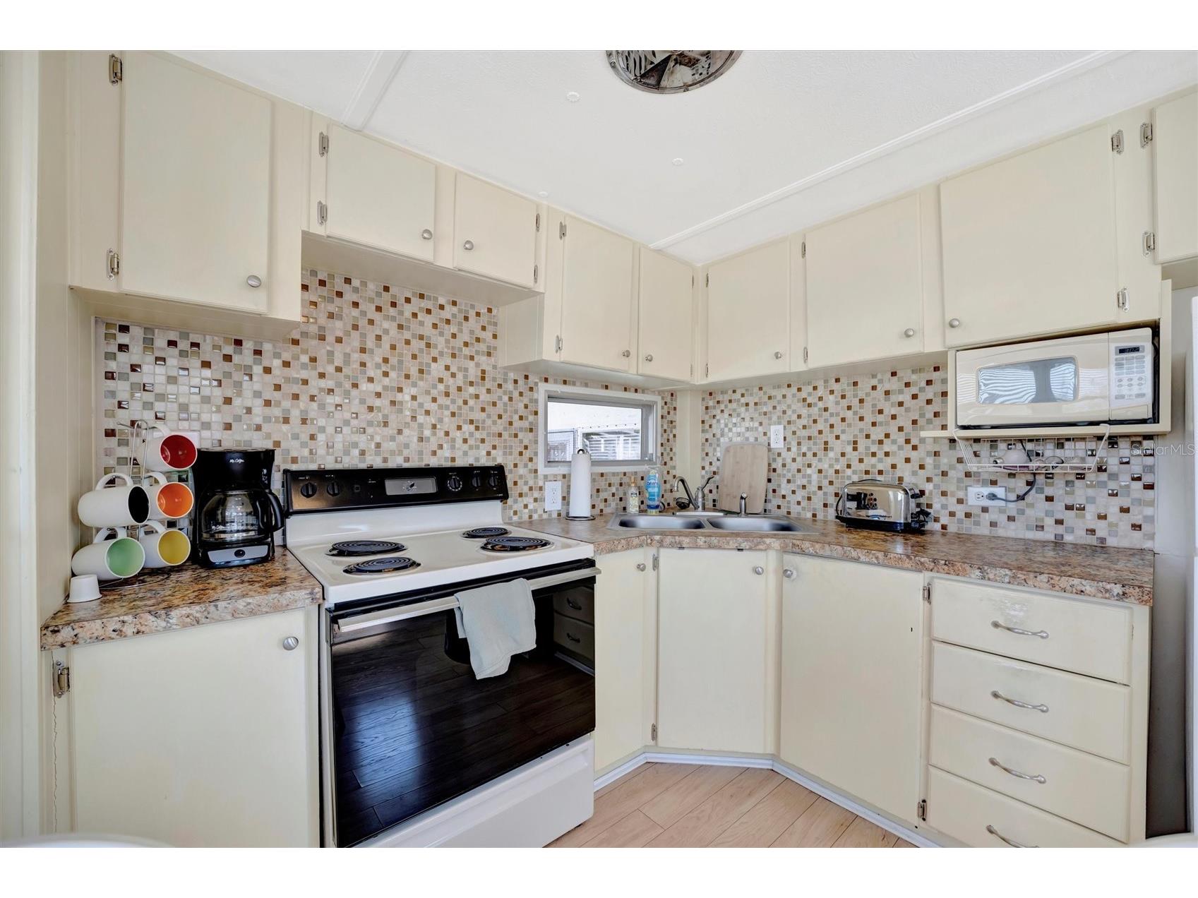 264 S Port Royal Lane Apollo Beach FL 33572 TB8478066 image13