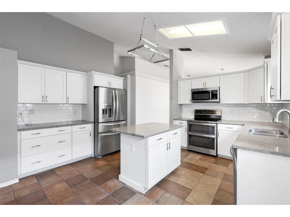 2640 Heron Landing Court Orlando FL 32837 O6361449 image2