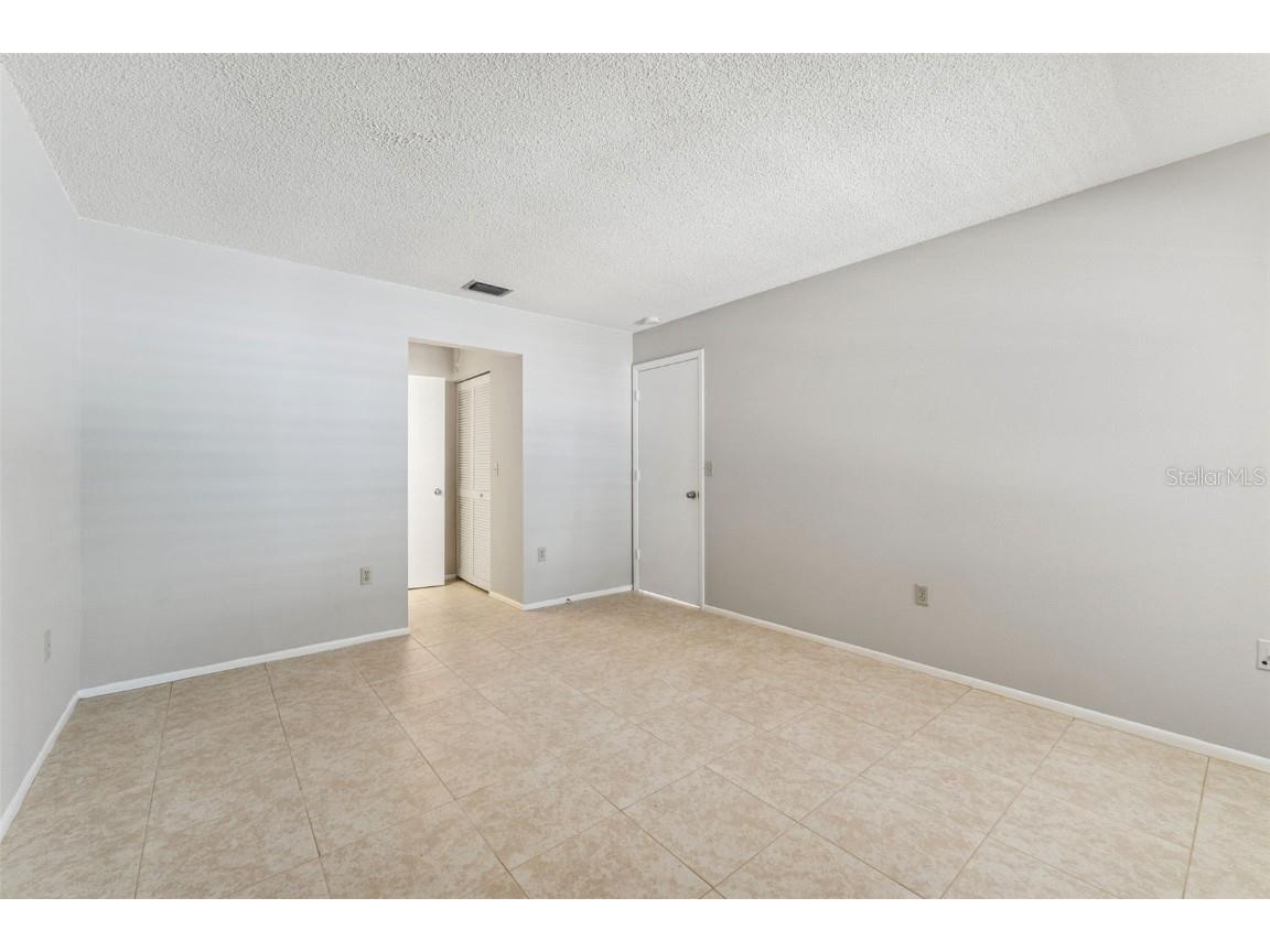 2640 Woodgate Lane #F6 Sarasota FL 34231 TB8380753 image14