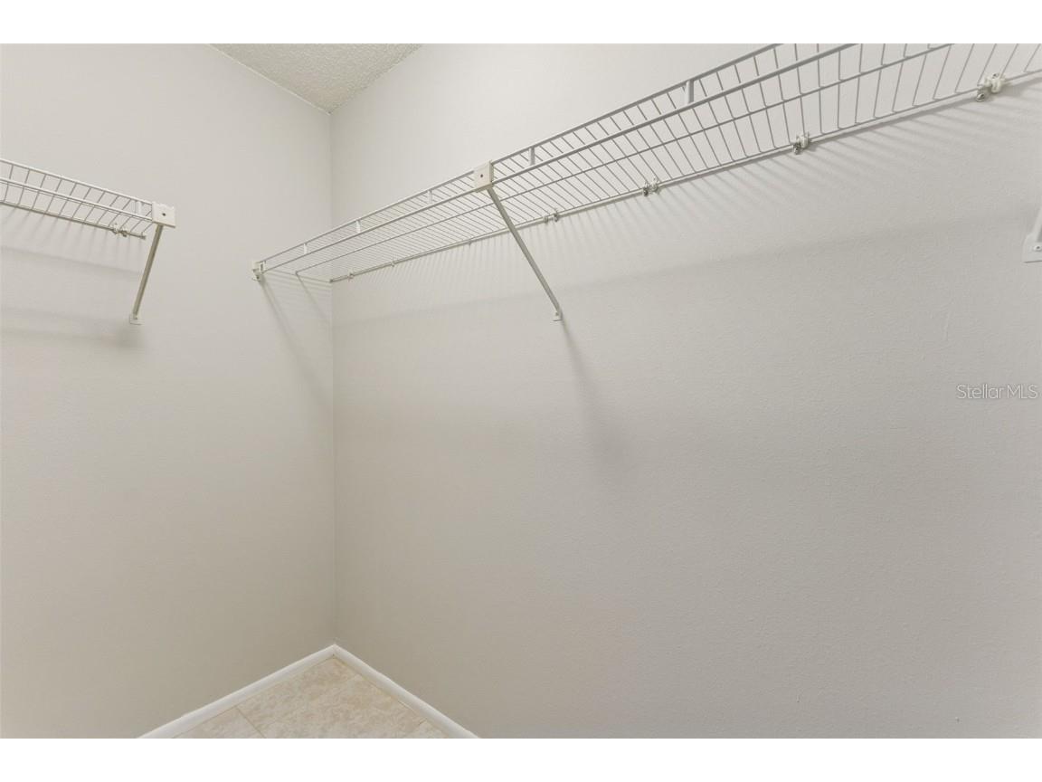 2640 Woodgate Lane #F6 Sarasota FL 34231 TB8380753 image15