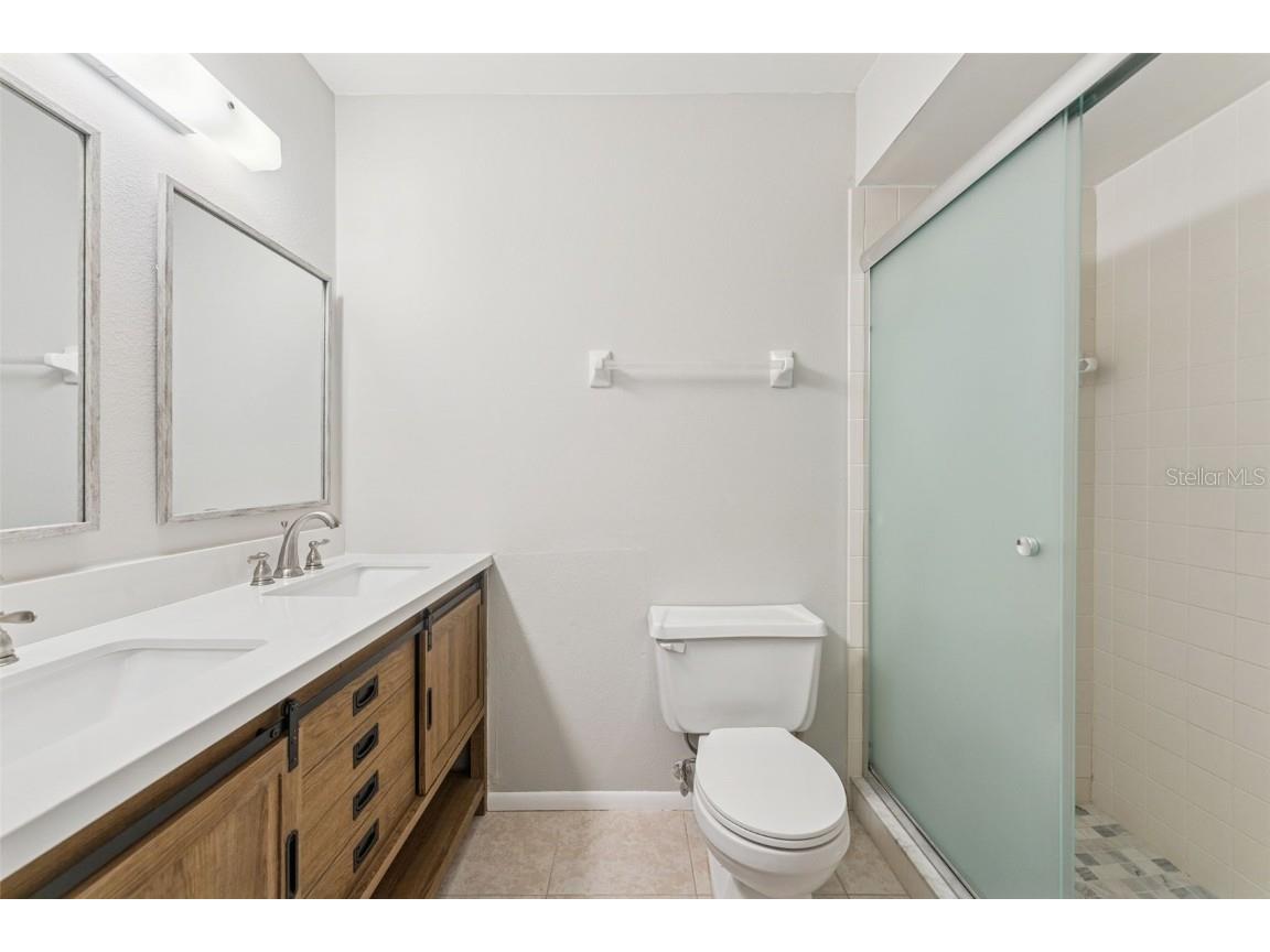 2640 Woodgate Lane #F6 Sarasota FL 34231 TB8380753 image16