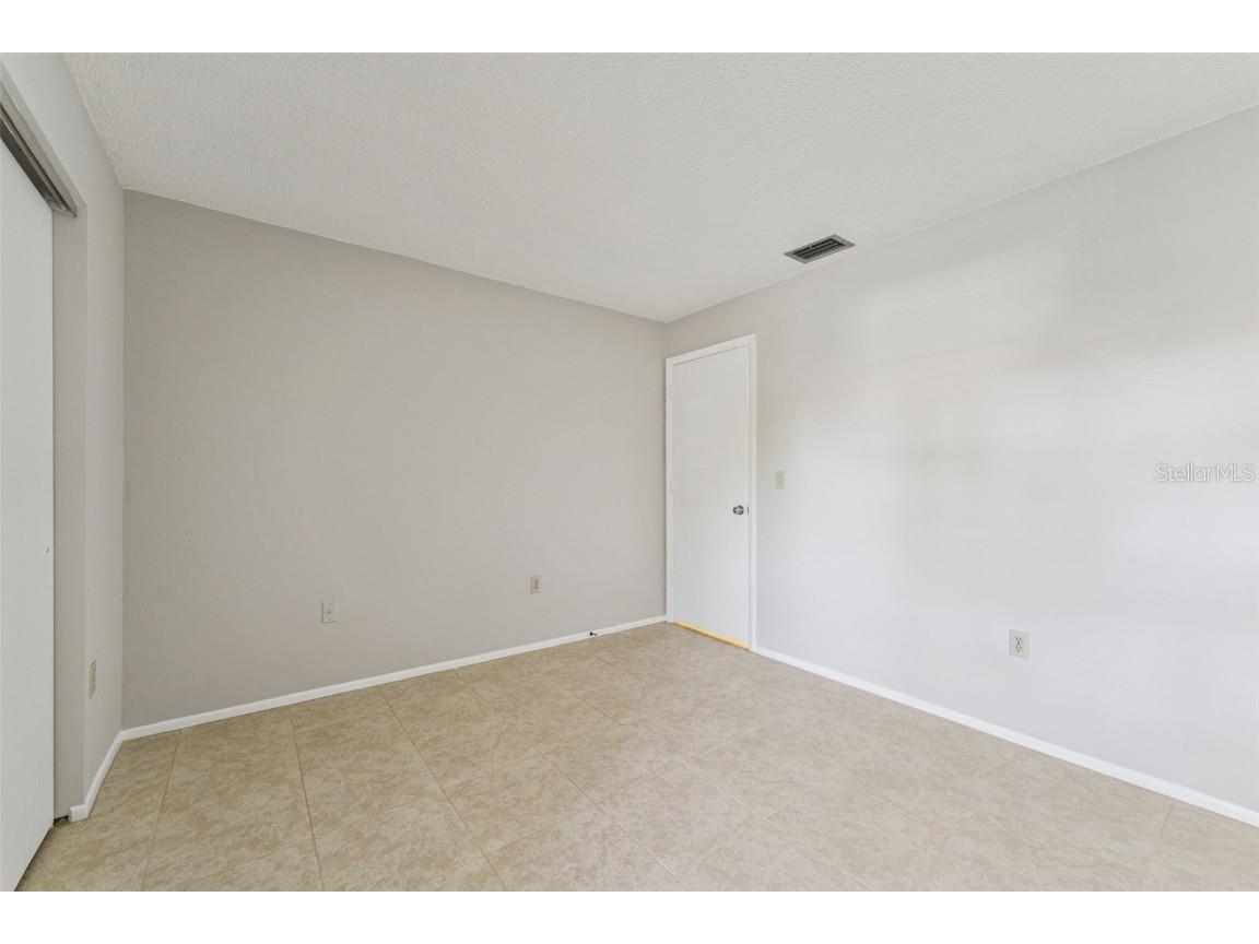 2640 Woodgate Lane #F6 Sarasota FL 34231 TB8380753 image19