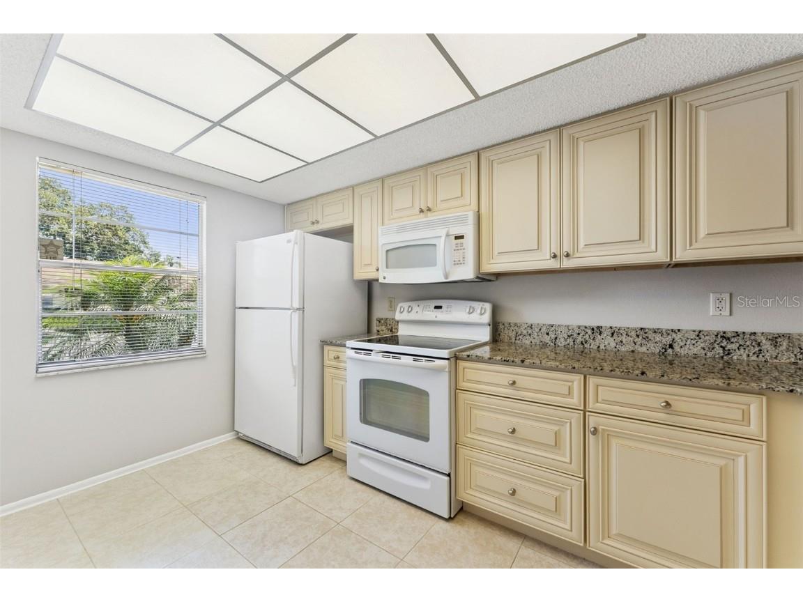 2640 Woodgate Lane #F6 Sarasota FL 34231 TB8380753 image7