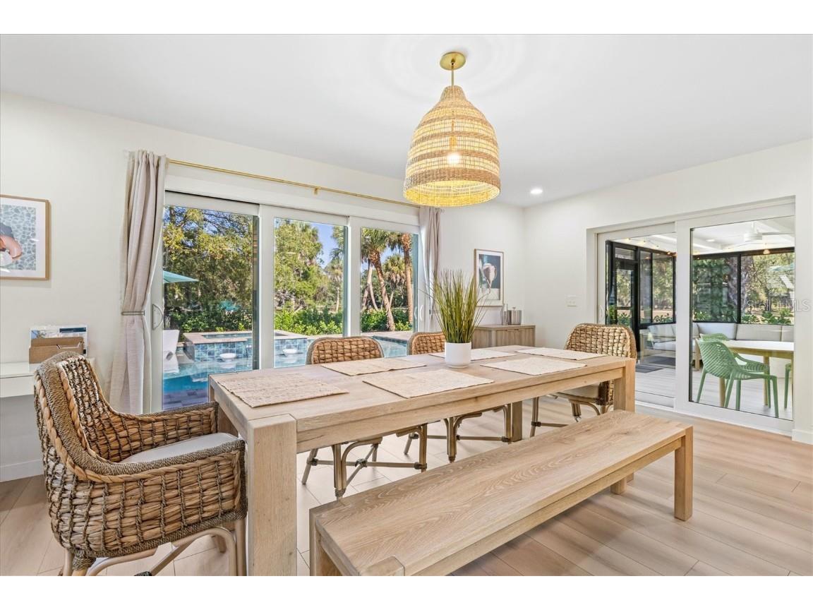 2641 Hyde Park Street Sarasota FL 34239 A4674478 image23