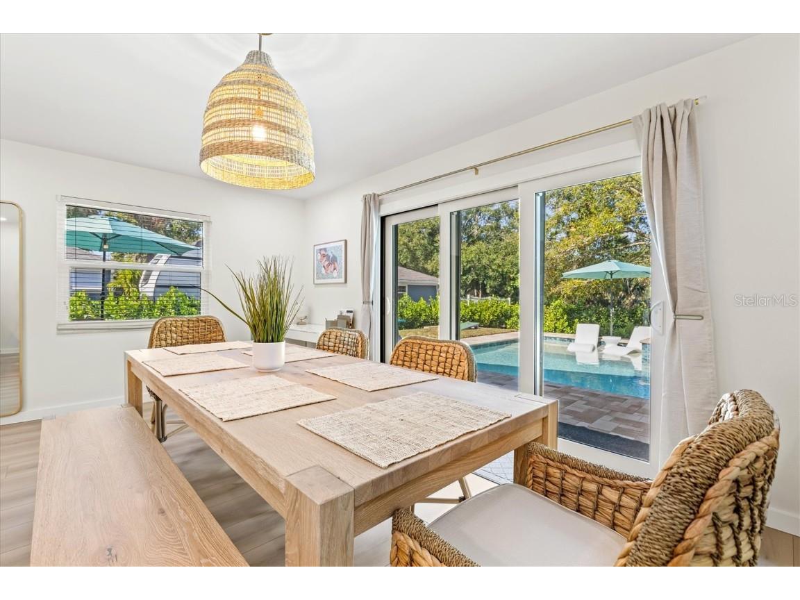 2641 Hyde Park Street Sarasota FL 34239 A4674478 image25