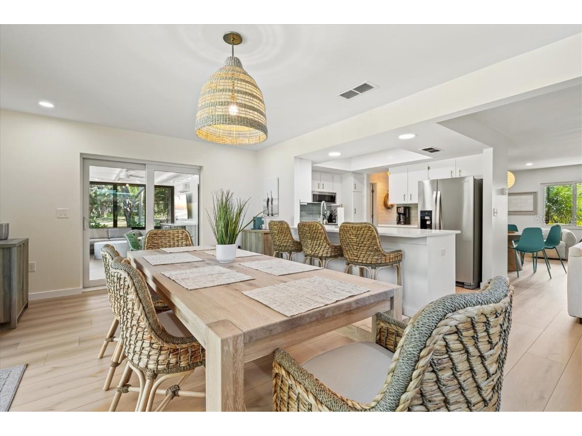 2641 Hyde Park Street Sarasota FL 34239 A4674478 image26