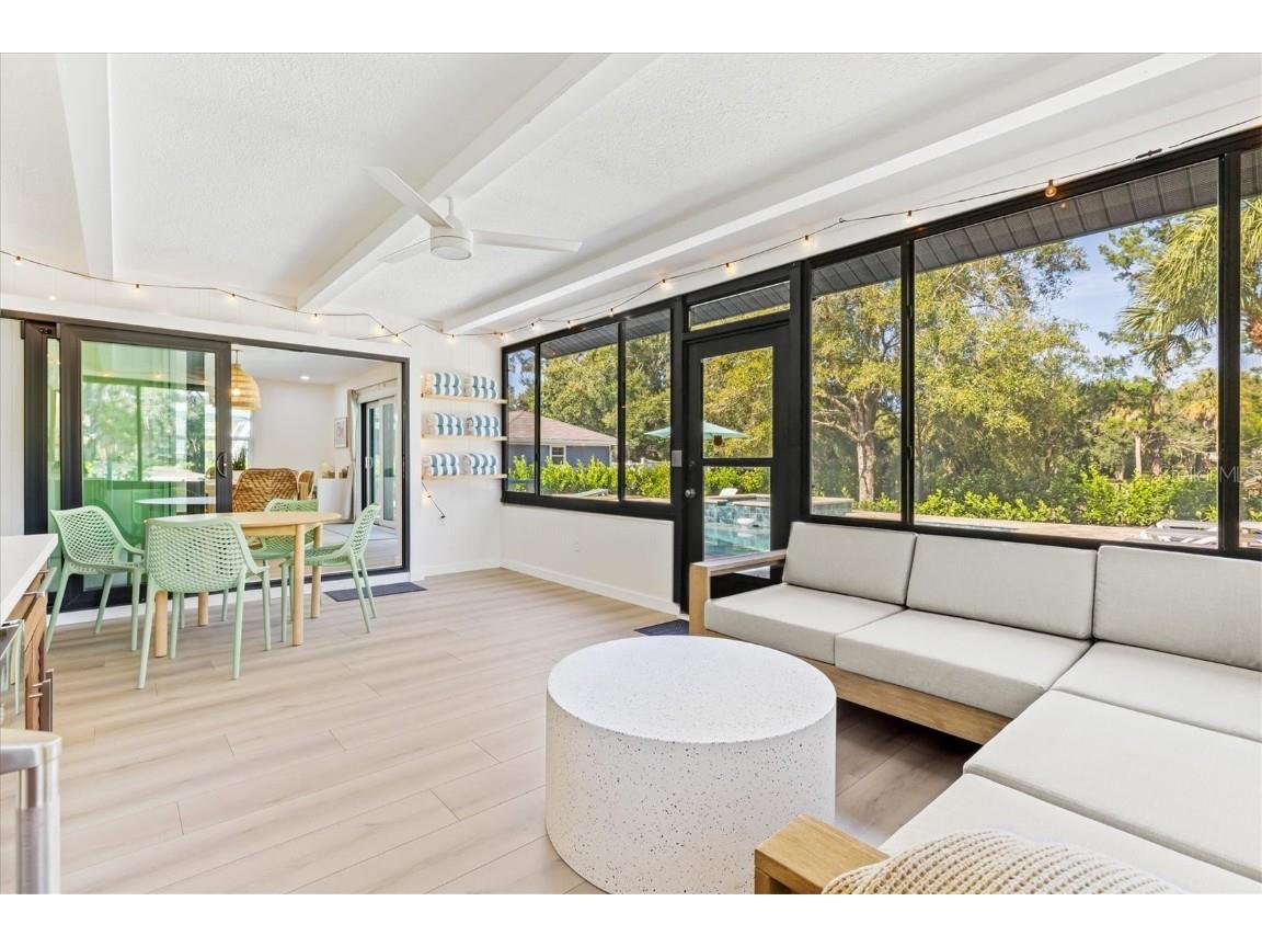 2641 Hyde Park Street Sarasota FL 34239 A4674478 image28