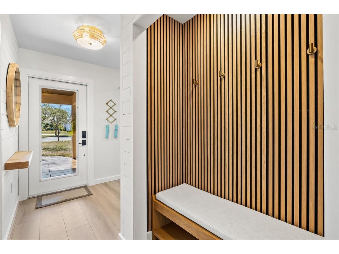 2641 Hyde Park Street Sarasota FL 34239 A4674478 image3